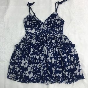 American Eagle floral dress with pockets